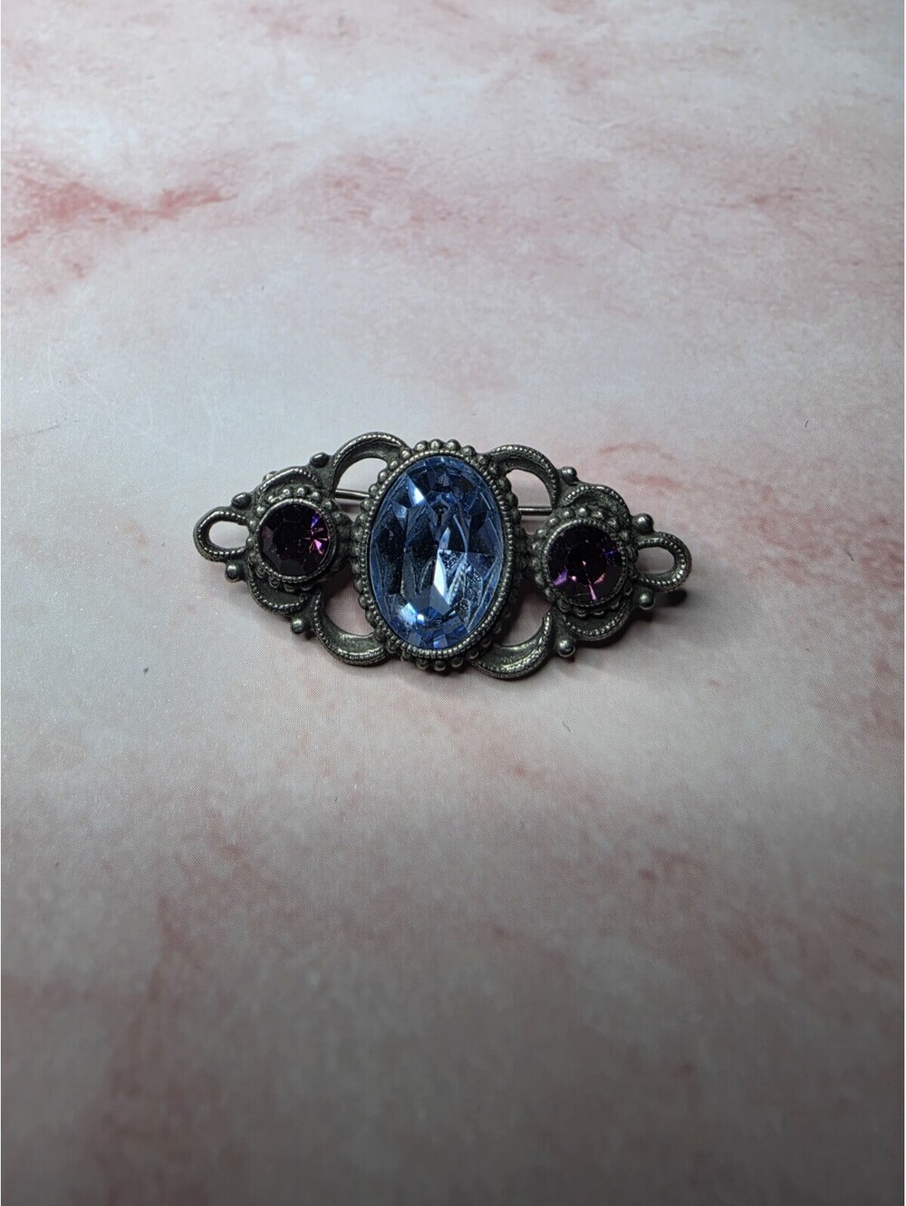 Vtg Art Deco Silver Tone Filigree Brooch Blue & Purple Rhinestone Pin